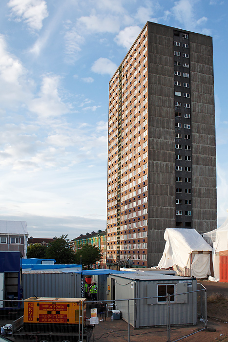 High-rise block, and temporary production village High-rise block, and temporary production village