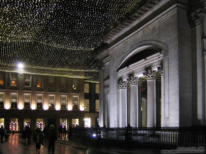Royal Exchange Square – west side